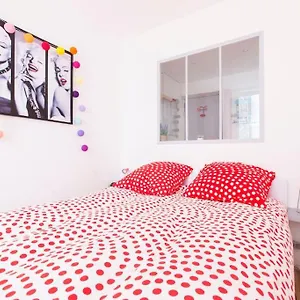  Apartment High Standing 2-room In Latin Quarter